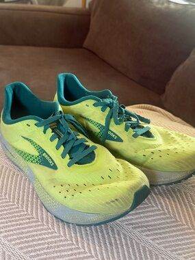Brooks Neon Yellow and Teal Running Shoes